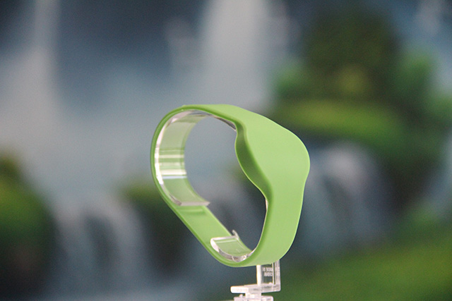 IC腕帶芯片RFID電子標(biāo)簽過(guò)去和現(xiàn)在 IC腕帶芯片RFID電子標(biāo)簽過(guò)去和現(xiàn)在