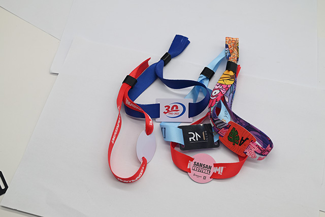 磁條腕帶-彩色磁條腕帶-和信達(dá)智能腕帶磁條腕帶直銷(xiāo)廠(chǎng)家 磁條腕帶-彩色磁條腕帶-和信達(dá)智能腕帶磁條腕帶直銷(xiāo)廠(chǎng)家